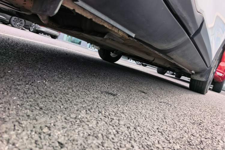 Used Kia kx1 Stonic 2019 1.4L Manual Fun Edition China VI Standard Chassis Rear Right