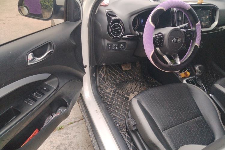 Used Kia kx1 Stonic 2019 1.4L Automatic Fun Edition China V Standard Driver Seat