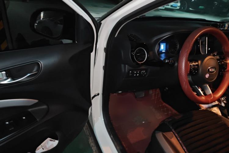 Used Kia kx1 Stonic 2019 1.4L Automatic Fun Edition China VI Driver Seat