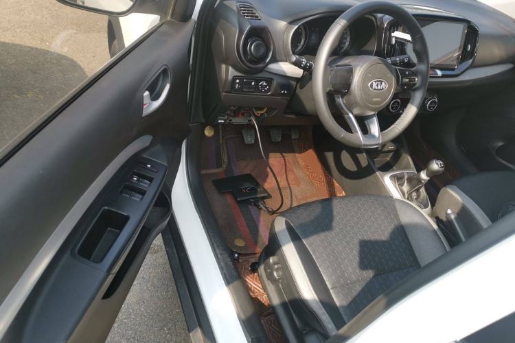 Used Kia kx1 Stonic 2019 1.4L Manual Fun Edition China VI Standard Driver Seat