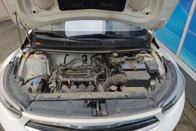 Used Kia kx1 Stonic 2019 1.4L Automatic Fun Edition China VI Engine Bay
