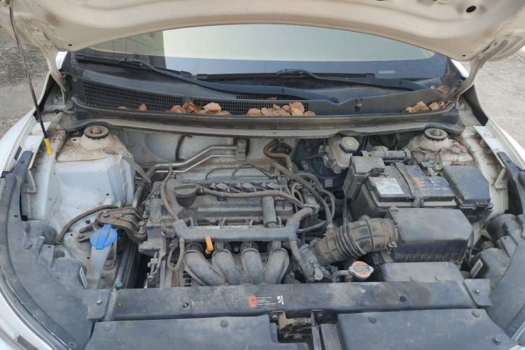 Used Kia kx1 Stonic 2019 1.4L Automatic Fun Edition China VI Engine Bay