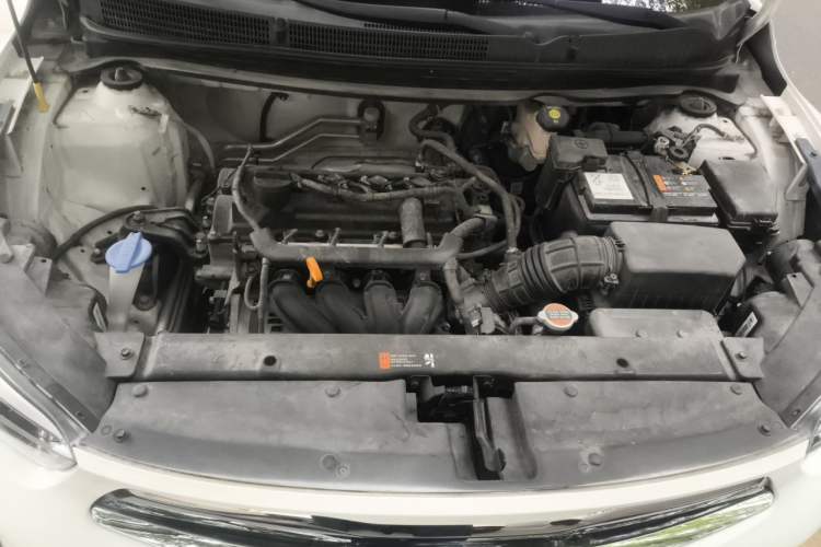 Used Kia kx1 Stonic 2019 1.4L Automatic Fun Edition China VI Engine Bay