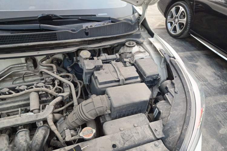 Used Kia kx1 Stonic 2019 1.4L Automatic Fun Edition China V Standard Engine Bay Left
