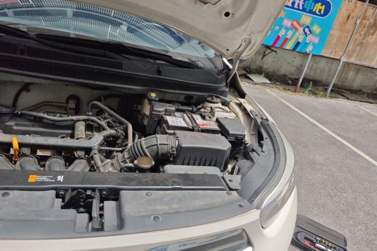 Used Kia kx1 Stonic 2019 1.4L Automatic Fun Edition China V Standard Engine Bay Left