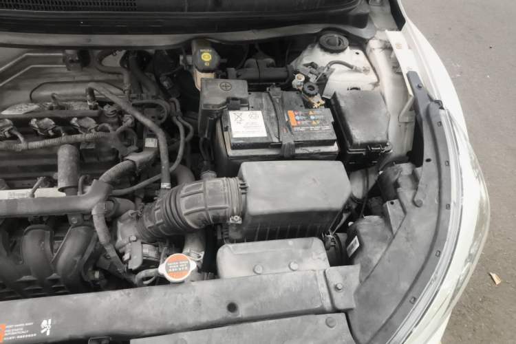 Used Kia kx1 Stonic 2019 1.4L Automatic Fun Edition China VI Engine Bay Left