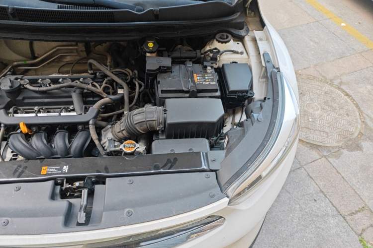 Used Kia kx1 Stonic 2019 1.4L Automatic Fun Edition China V Standard Engine Bay Left