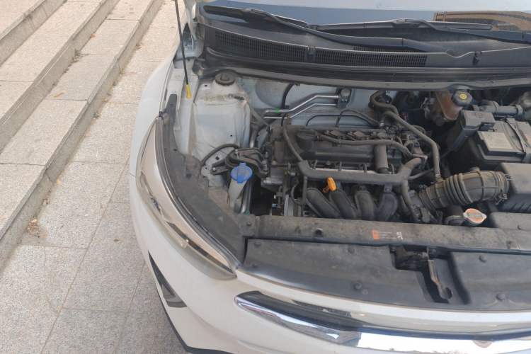 Used Kia kx1 Stonic 2019 1.4L Automatic Fun Edition China VI Engine Bay Right