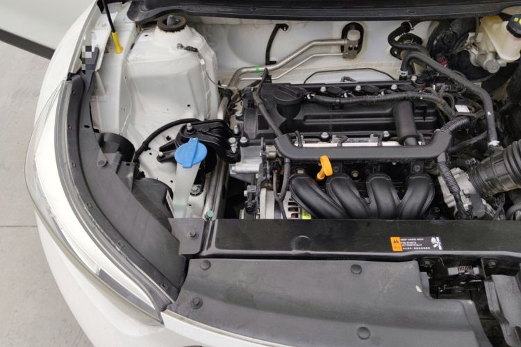 Used Kia kx1 Stonic 2019 1.4L Automatic Fun Edition China VI Engine Bay Right