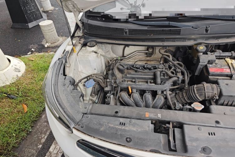 Used Kia kx1 Stonic 2019 1.4L Automatic Fun Edition China V Standard Engine Bay Right