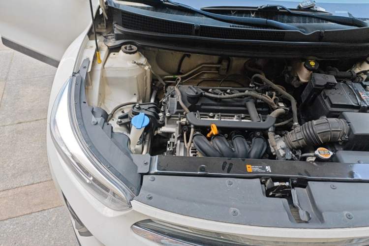 Used Kia kx1 Stonic 2019 1.4L Automatic Fun Edition China V Standard Engine Bay Right