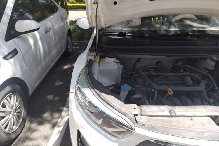 Used Kia kx1 Stonic 2019 1.4L Automatic Fun Edition China VI Engine Bay Right