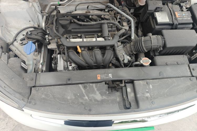 Used Kia kx1 Stonic 2019 1.4L Automatic Sport Edition China VI Engine Bay
