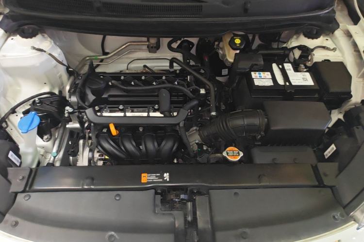 Used Kia kx1 Stonic 2019 1.4L Automatic Sport Edition China VI Engine Bay