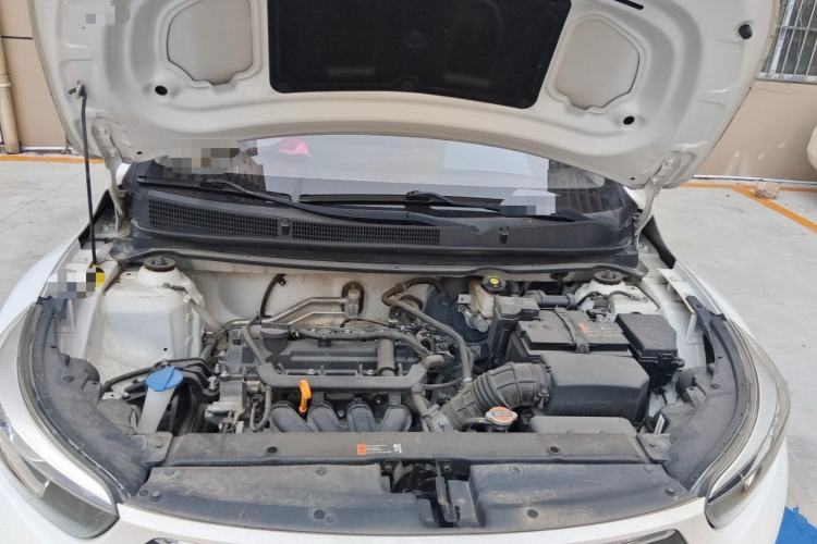 Used Kia kx1 Stonic 2019 1.4L Automatic Sport Edition China VI Engine Bay