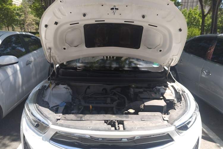 Used Kia kx1 Stonic 2019 1.4L Automatic Fun Edition China VI Engine Bay