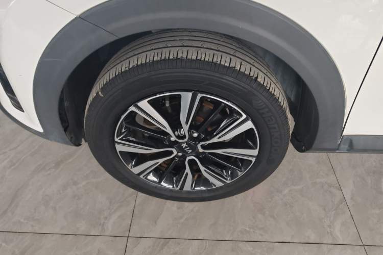 Used Kia kx1 Stonic 2019 1.4L Automatic Sport Edition China VI Exterior 2