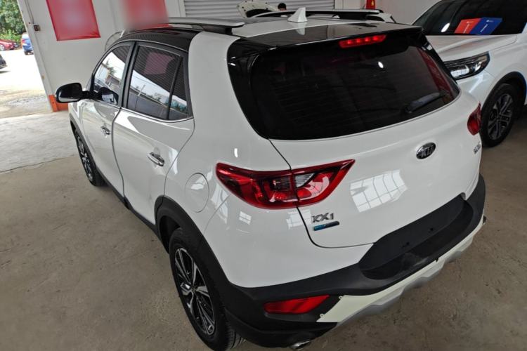 Used Kia kx1 Stonic 2019 1.4L Automatic Sport Edition China VI Exterior 2