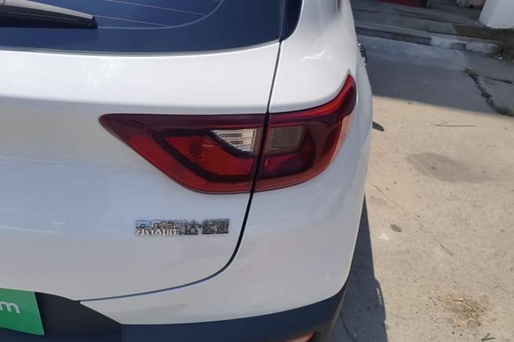 Used Kia kx1 Stonic 2019 1.4L Automatic Sport Edition China VI Exterior 3