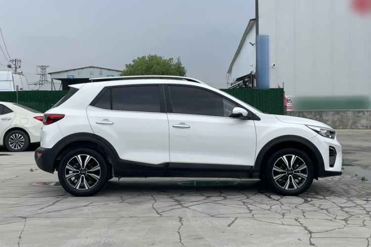 Used Kia kx1 Stonic 2019 1.4L Automatic Fun Edition China VI Exterior 3