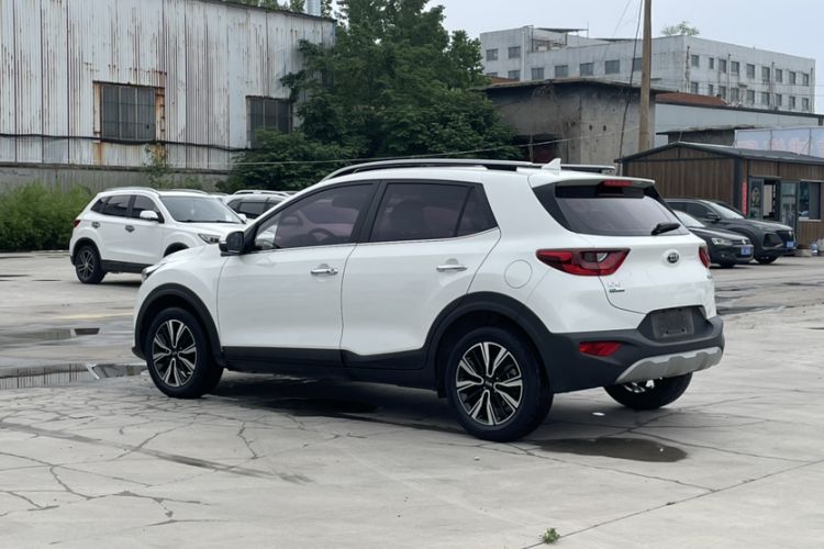 Used Kia kx1 Stonic 2019 1.4L Automatic Fun Edition China VI Exterior 4