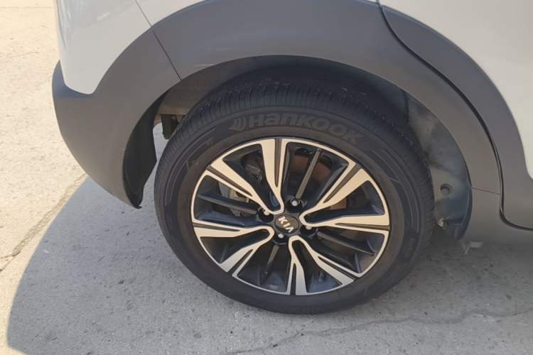 Used Kia kx1 Stonic 2019 1.4L Automatic Sport Edition China VI Exterior 5