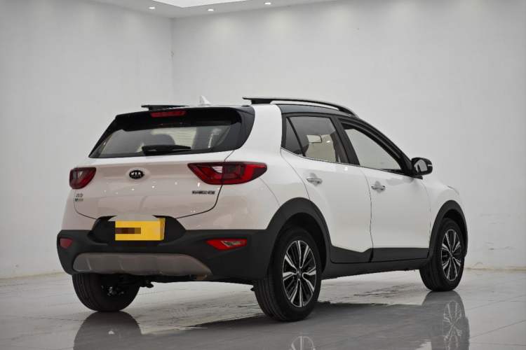 Used Kia kx1 Stonic 2019 1.4L Automatic Fun Edition China VI Exterior 5