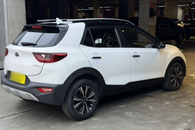 Used Kia kx1 Stonic 2019 1.4L Automatic Fun Edition China VI Exterior 6