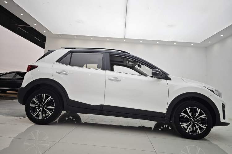 Used Kia kx1 Stonic 2019 1.4L Automatic Fun Edition China VI Exterior 7
