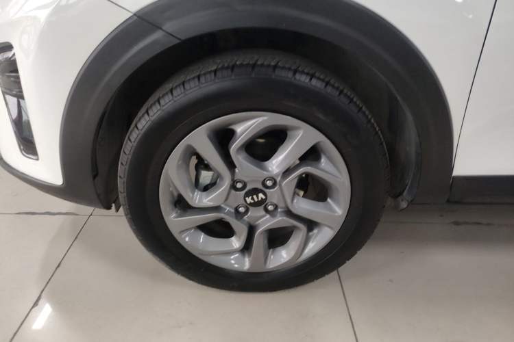 Used Kia kx1 Stonic 2019 1.4L Automatic Fun Edition China V Standard Exterior 7