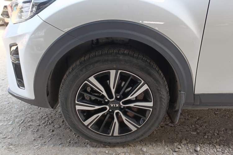 Used Kia kx1 Stonic 2019 1.4L Automatic Fun Edition China VI Exterior 7