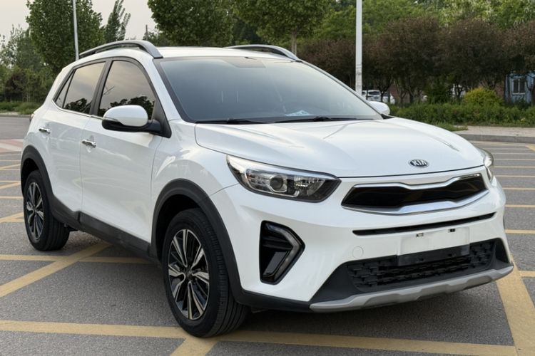 Used Kia kx1 Stonic 2019 1.4L Automatic Sport Edition China VI Exterior 8
