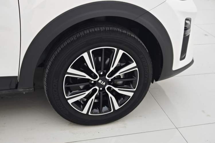 Used Kia kx1 Stonic 2019 1.4L Automatic Fun Edition China VI Exterior 9