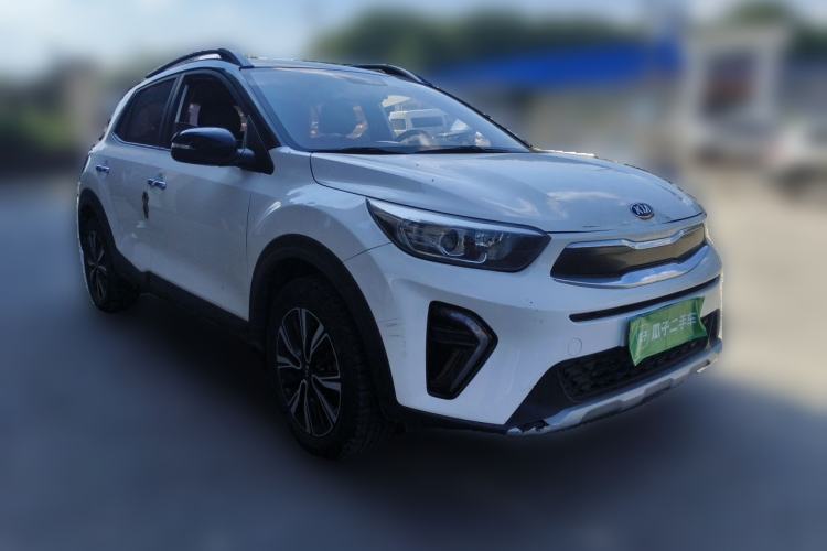 Used Kia kx1 Stonic 2019 1.4L Automatic Fun Edition China VI Front Right 45 Deg