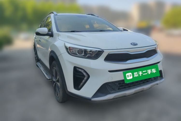 Used Kia kx1 Stonic 2019 1.4L Automatic Fun Edition China VI Front Right 45 Deg