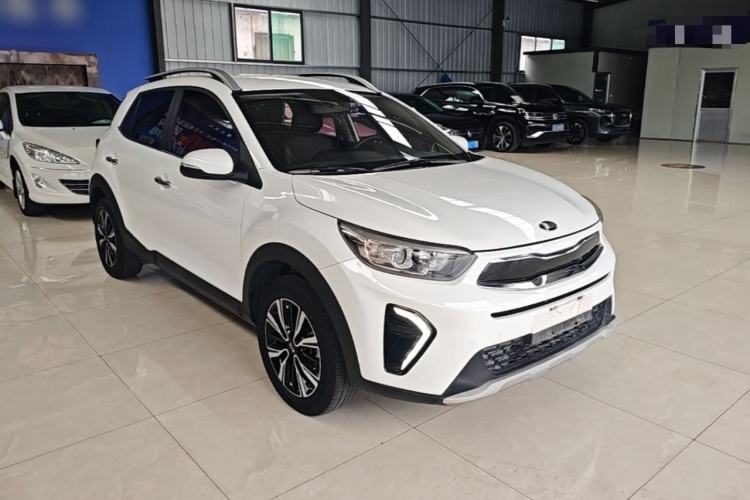 Used Kia kx1 Stonic 2019 1.4L Automatic Fun Edition China VI Front Right 45 Deg