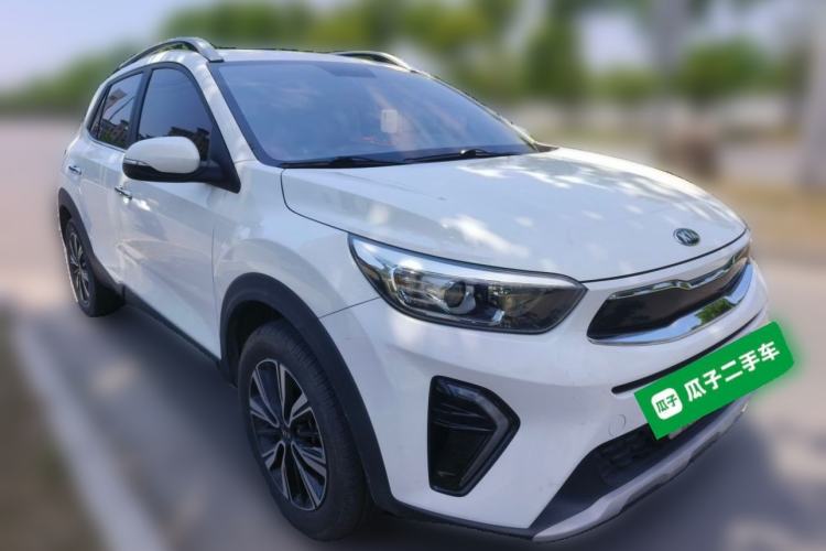Used Kia kx1 Stonic 2019 1.4L Automatic Fun Edition China VI Front Right 45 Deg