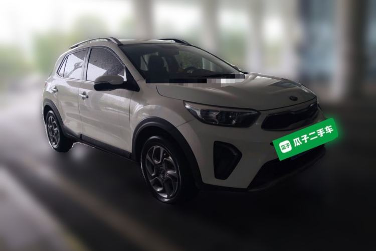Used Kia kx1 Stonic 2019 1.4L Automatic Fun Edition China V Standard Front Right 45 Deg