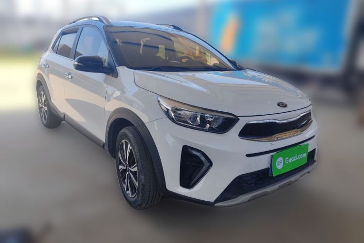 Used Kia kx1 Stonic 2019 1.4L Automatic Fashion Edition China VI Front Right 45 Deg