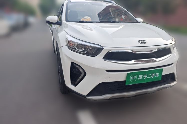 Used Kia kx1 Stonic 2019 1.4L Automatic Fun Edition China VI Front Right 45 Deg