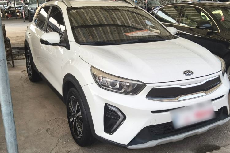 Used Kia kx1 Stonic 2019 1.4L Manual Fun Edition China VI Standard Front Right 45 Deg