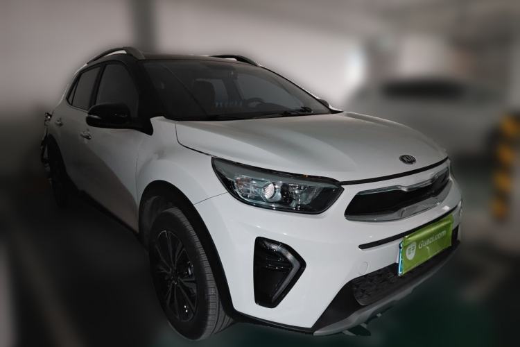Used Kia kx1 Stonic 2019 1.4L Automatic Fun Edition China VI Front Right 45 Deg
