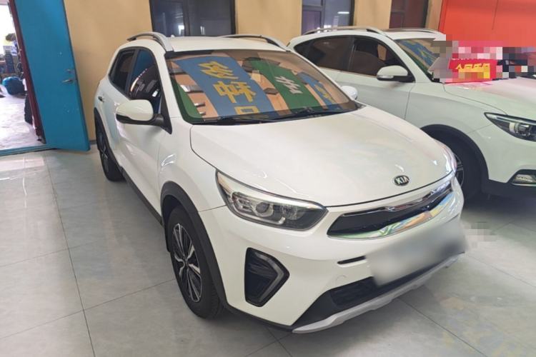 Used Kia kx1 Stonic 2019 1.4L Automatic Sport Edition China VI Front Right 45 Deg