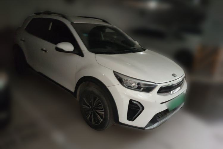 Used Kia kx1 Stonic 2019 1.4L Automatic Fun Edition China VI Front Right 45 Deg