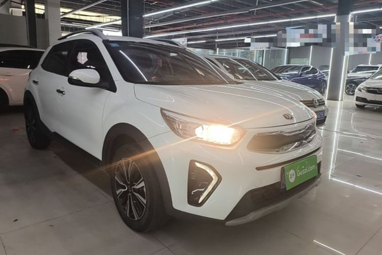 Used Kia kx1 Stonic 2019 1.4L Automatic Fun Edition China VI Front Right 45 Deg