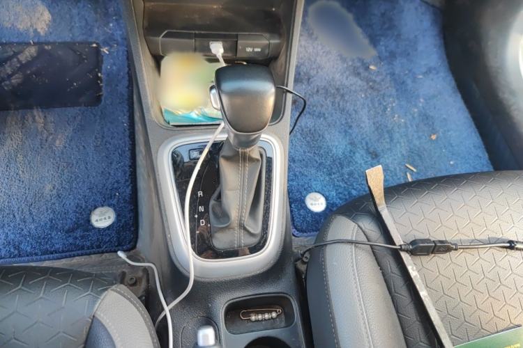 Used Kia kx1 Stonic 2019 1.4L Automatic Fun Edition China VI Gear Lever