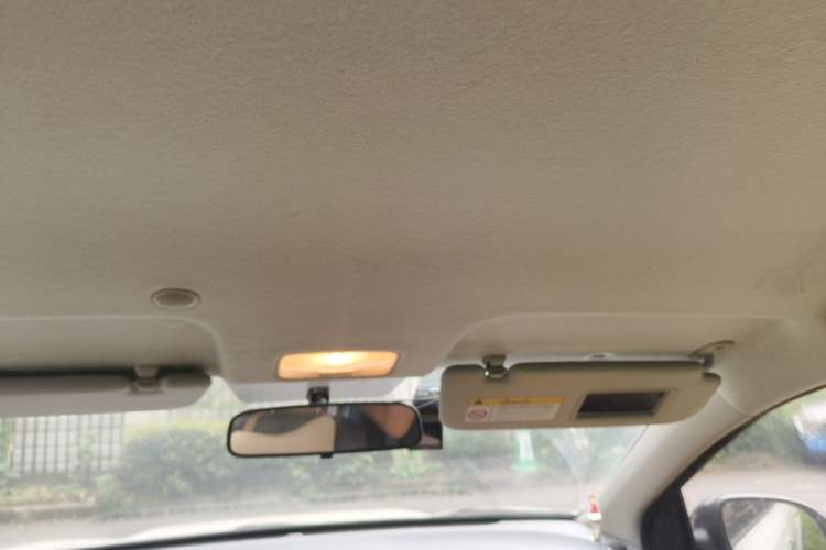 Used Kia kx1 Stonic 2019 1.4L Automatic Fun Edition China VI Headliner