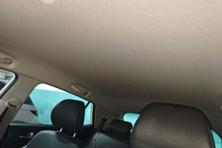 Used Kia kx1 Stonic 2019 1.4L Automatic Fun Edition China V Standard Headliner