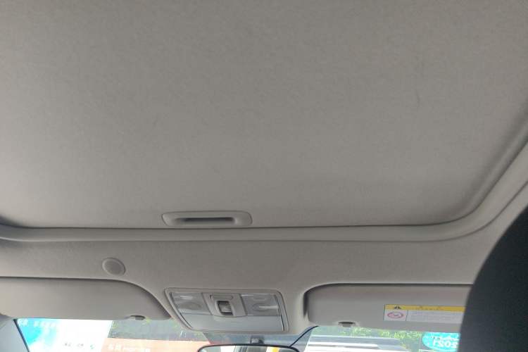 Used Kia kx1 Stonic 2019 1.4L Automatic Fun Edition China VI Headliner