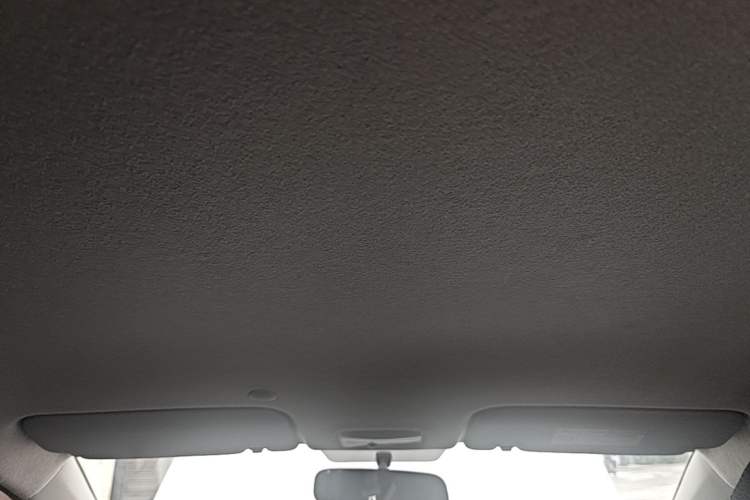 Used Kia kx1 Stonic 2019 1.4L Automatic Sport Edition China VI Headliner